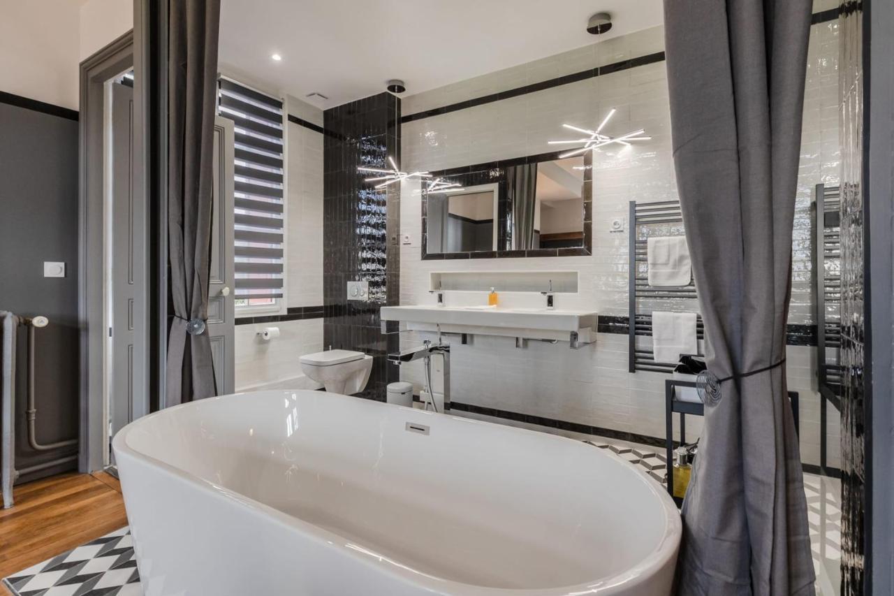 Le Manoir Des Embruns 14P - Location N1- Terrace- Public Parking 2 Min Villa Honfleur Eksteriør bilde
